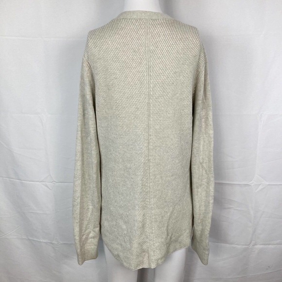 Cabi Cardigan Womens Sz M Gray V Neck Long‎ Sleeve Cotton Button Sweater - Picture 2 of 9